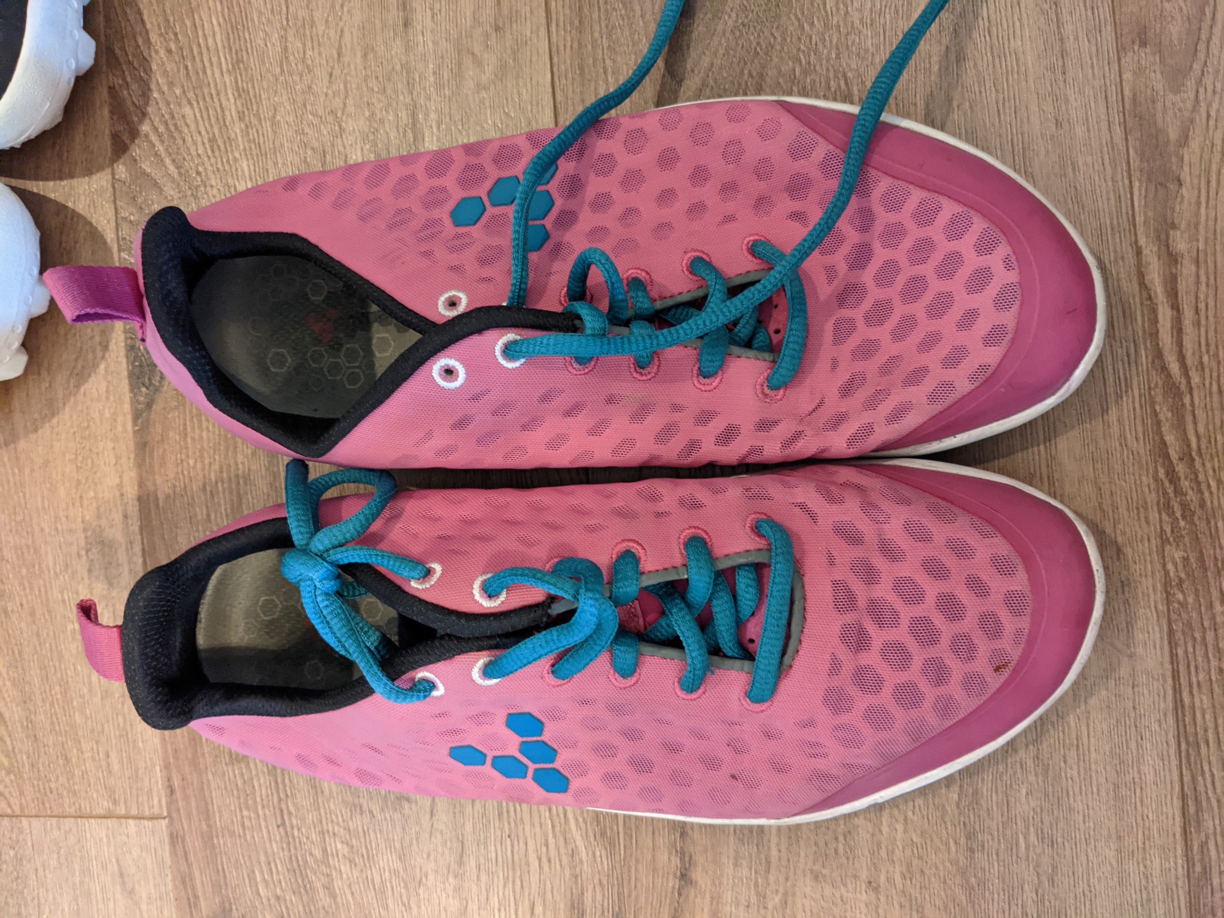 Vivobarefoot cheap stealth womens